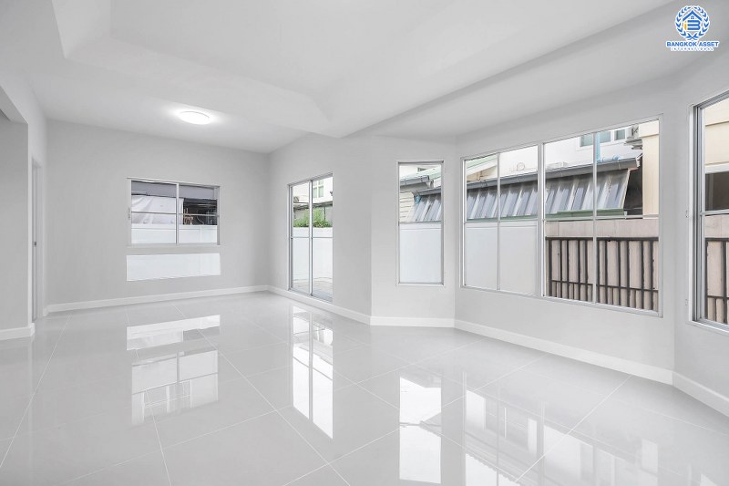 บ้านมือสองตกแต่งใหม่ ม.พฤกษ์ลดา บางใหญ่-เซ็นทรัลเวสต์เกต บ้านเดี่ยวคุณภาพ LH ตกแต่งใหม่ทั้งหลัง จัดเต็มให้แบบพร้อมอยู่ เนื้อที่ 50 ตร.ว. พร้อมฟังก์ชั่น 3 ห้องนอน 2 ห้องน้ำ 2 ที่จอดรถ เดินทางสะดวกสบาย บนเส้นทางสายหลัก "กาญจนาภิเษก" ใกล้เซ็นทรัลเวสต์เกต และรถไฟฟ้าสถานี "คลองบางไผ่"...