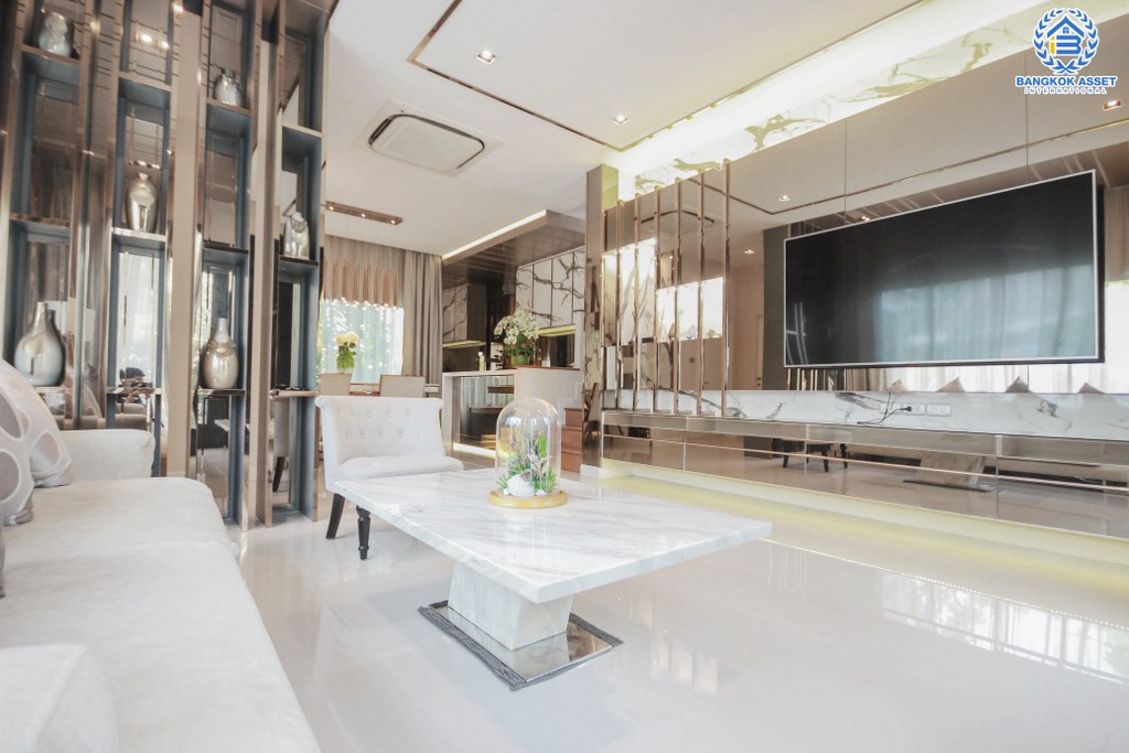 บ้านเดี่ยวมือสองนนทบุรี ห้องมุม! ม.เพอร์เฟคเพลส แจ้งวัฒนะ เนื้อที่ 70 ตร.ว. ฟังก์ชั่น 4 ห้องนอน 3 ห้องน้ำ ตกแต่งบิ้วท์อินหรูทั้งหลังแบบบ้านตัวอย่าง พร้อมแอร์ฝัง มีความเป็นส่วนตัว หน้าบ้านไม่ชนใคร บนทำเลศักยภาพ ใกล้เซ็นทรัลแจ้งวัฒนะ รถไฟฟ้า และทางด่วน!