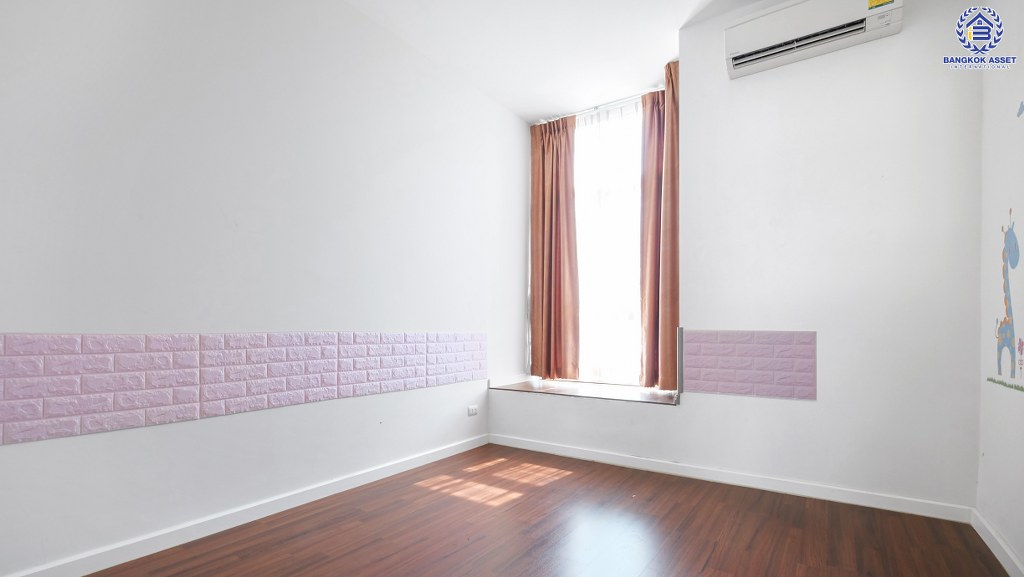 ทาวน์เฮ้าส์มือสองนนทบุรี ห้องมุม! ม.ฮาบิทาวน์ โฟลด์ ติวานนท์-แจ้งวัฒนะ แบรนด์แสนสิริ* หลังใหญ่สุดคุ้ม! ดีไซน์ทันสมัย เนื้อที่ 25.9 ตร.ว. ฟังก์ชั่น 3 ห้องนอน 2 ห้องน้ำ จอดรถได้ 2 คัน แถมแอร์ 4 เครื่อง เดินทางสะดวกบนทำเลติดถ.ติวานนท์ ใกล้จุดขึ้น–ลงทางด่วนศรีสมาน ราคาพิเศษสุดๆ