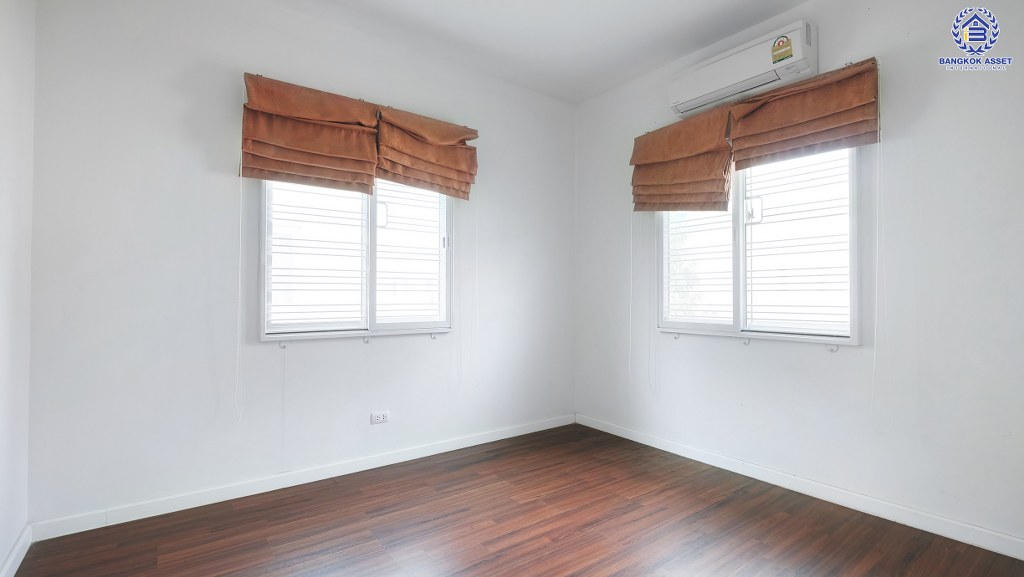 ทาวน์เฮ้าส์มือสองนนทบุรี ห้องมุม! ม.ฮาบิทาวน์ โฟลด์ ติวานนท์-แจ้งวัฒนะ แบรนด์แสนสิริ* หลังใหญ่สุดคุ้ม! ดีไซน์ทันสมัย เนื้อที่ 25.9 ตร.ว. ฟังก์ชั่น 3 ห้องนอน 2 ห้องน้ำ จอดรถได้ 2 คัน แถมแอร์ 4 เครื่อง เดินทางสะดวกบนทำเลติดถ.ติวานนท์ ใกล้จุดขึ้น–ลงทางด่วนศรีสมาน ราคาพิเศษสุดๆ