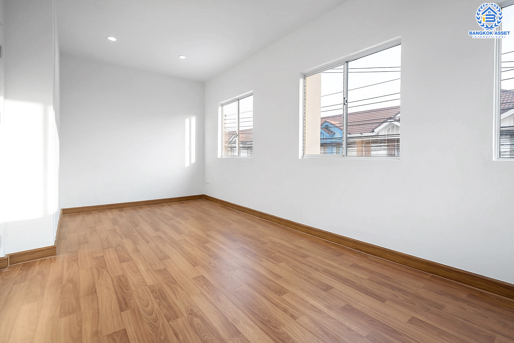 บ้านมือสองตกแต่งใหม่ ห้องมุมหายาก! ม.พฤกษา49/1 บางใหญ่-เซ็นทรัลเวสต์เกต เนื้อที่ 23.5 ตร.ว. ตกแต่งจัดเต็ม ฟังก์ชั่นครบ 3 ห้องนอน 2 ห้องน้ำ พร้อมอยู่ เดินทางสะดวก เข้าเมืองก็ง่าย ใกล้เซ็นทรัลเวสต์เกต และรถไฟฟ้า สถานีตลาดบางใหญ่...