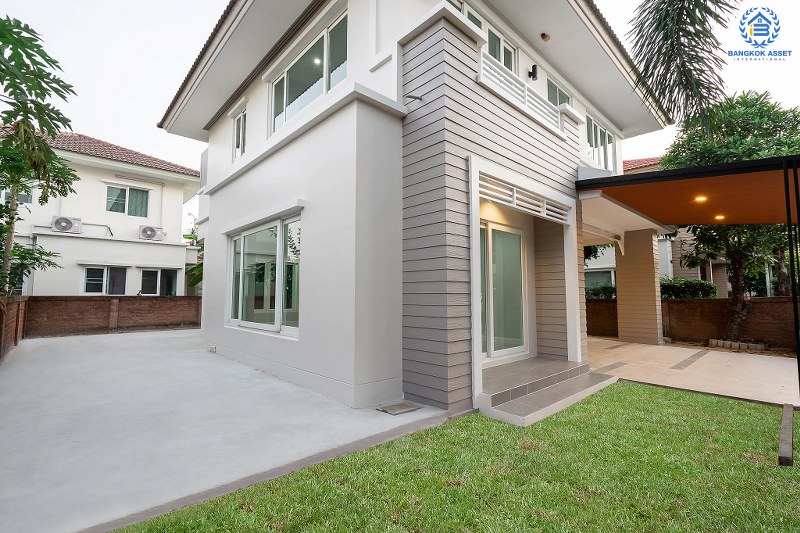 บ้านมือสองตกแต่งใหม่ ม.คาซ่าวิลล์ ราชพฤกษ์-แจ้งวัฒนะ คุณภาพจาก Q.House บ้านหลังใหญ่ ตกแต่งหรู มากฟังก์ชั่น เนื้อที่ 54.4 ตร.ว. ภายในกว้างขวาง ฟังก์ชั่น 3 ห้องนอน 3 ห้องน้ำ ทำเลศักยภาพ ติดถนนราชพฤกษ์ เชื่อมสู่แจ้งวัฒนะ และทางด่วนได้อย่างรวดเร็ว...