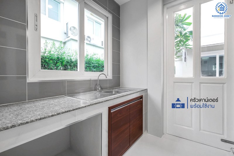 บ้านมือสองตกแต่งใหม่ ม.คาซ่าวิลล์ ราชพฤกษ์-แจ้งวัฒนะ คุณภาพจาก Q.House บ้านหลังใหญ่ ตกแต่งหรู มากฟังก์ชั่น เนื้อที่ 54.4 ตร.ว. ภายในกว้างขวาง ฟังก์ชั่น 3 ห้องนอน 3 ห้องน้ำ ทำเลศักยภาพ ติดถนนราชพฤกษ์ เชื่อมสู่แจ้งวัฒนะ และทางด่วนได้อย่างรวดเร็ว...