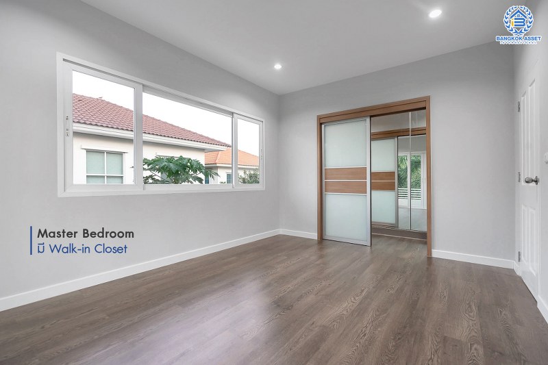 บ้านมือสองตกแต่งใหม่ ม.คาซ่าวิลล์ ราชพฤกษ์-แจ้งวัฒนะ คุณภาพจาก Q.House บ้านหลังใหญ่ ตกแต่งหรู มากฟังก์ชั่น เนื้อที่ 54.4 ตร.ว. ภายในกว้างขวาง ฟังก์ชั่น 3 ห้องนอน 3 ห้องน้ำ ทำเลศักยภาพ ติดถนนราชพฤกษ์ เชื่อมสู่แจ้งวัฒนะ และทางด่วนได้อย่างรวดเร็ว...