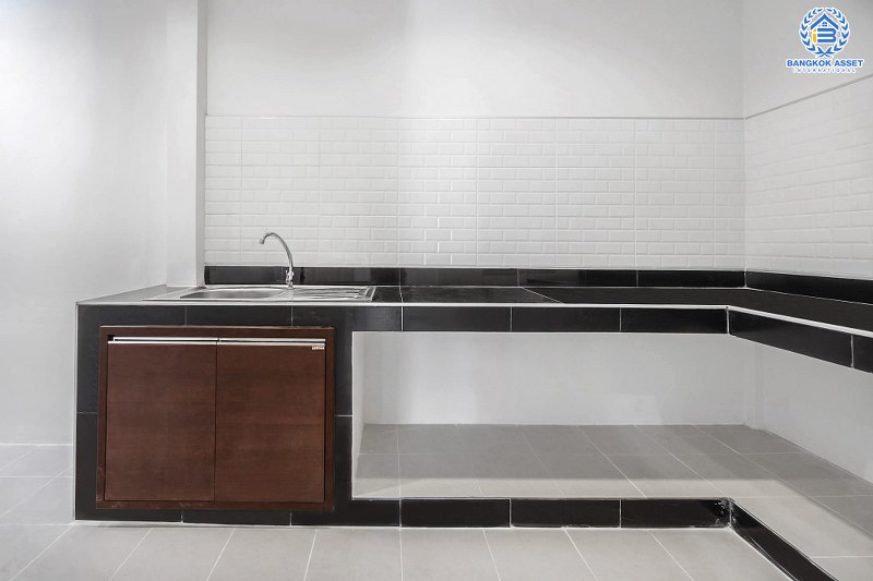 บ้านมือสองตกแต่งใหม่ ม.เจ้าพระยา รัตนาธิเบศร์-ราชพฤกษ์ (ติดตลาดเจ้าพระยา) สุดคุ้มหลังใหญ่ เนื้อที่ 21 ตร.ว. ฟังก์ชั่นครบ! บนทำเลดีที่สุด เชื่อมต่อหลายเส้นทาง เพียง 5 นาทีถึง MRT สายสีม่วง "สถานีบางพลู"...