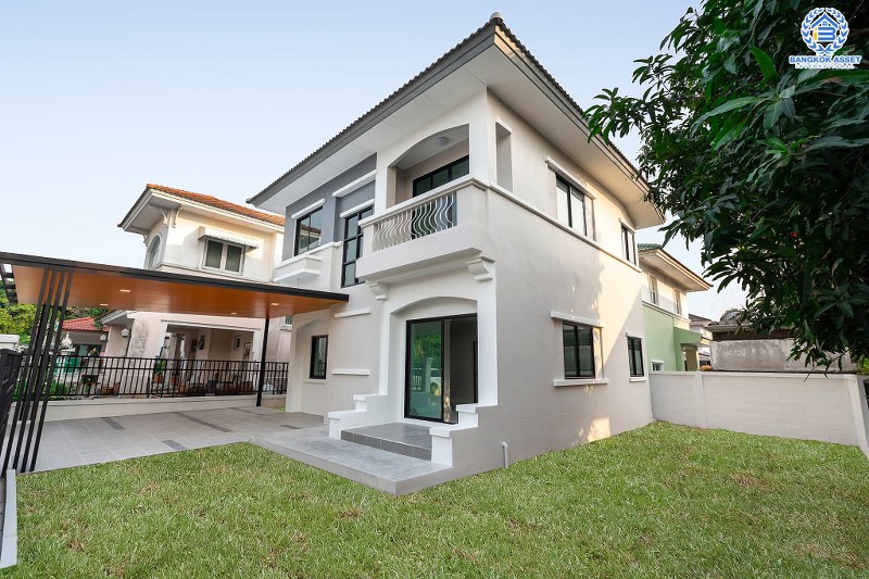 บ้านมือสองตกแต่งใหม่ จากแบรนด์ LH โครงการ ชัยพฤกษ์ บางใหญ่-เซ็นทรัลเวสต์เกต เนื้อที่กว้าง 52.9 ตร.ว. ฟังก์ชั่น 3 ห้องนอน 2 ห้องน้ำ ครบทุกฟังก์ชั่น คัดสรรวัสดุเกรดคุณภาพ บนทำเลเดินทางสะดวก เพียง 5 นาทีจากสถานีคลองบางไผ่...