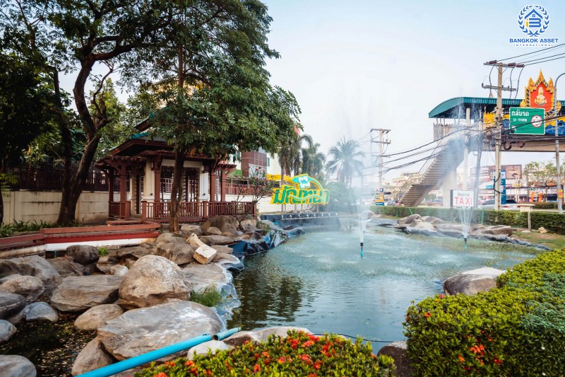 บ้านมือสองตกแต่งใหม่ แบรนด์ LH ทำเลติดถนนราชพฤกษ์ เนื้อที่ 64.9 ตร.ว.โครงการ มัณฑนา ราชพฤกษ์ แต่งครบ จบพร้อมอยู่ พร้อมพื้นที่ส่วนกลาง ทำเลศักยภาพ เดินทางสะดวก ใกล้วงเวียนพระราม5...