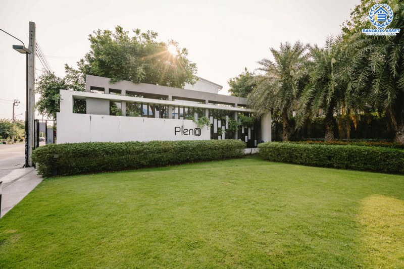 บ้านมือสองตกแต่งใหม่ ทำเลโซนเมือง ม.พลีโน่ (AP) พระราม5-ปิ่นเกล้า บ้านพร้อมอยู่ เนื้อที่ 20.6 ตร.ว.  ฟังก์ชั่น 3 ห้องนอน 2 ห้องน้ำ 2 ที่จอดรถ บนทำเลเดินทางสะดวก ใกล้สะพานพระราม 5 เชื่อมสู่ปิ่นเกล้า-จรัญฯ ได้อย่างรวดเร็ว...