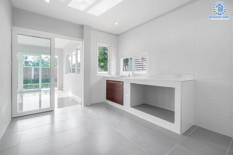 บ้านมือสองตกแต่งใหม่ หลังมุม คุณภาพแบรนด์ศุภาลัย* โครงการ ศุภาลัยการ์เด้นวิลล์ ปิ่นเกล้า-พระราม5 เนื้อที่ 58.5 ตร.ว. แต่งครบ พร้อมอยู่ ฟังก์ชั่นโดดเด่น 3 ห้องนอน 3 ห้องน้ำ บนทำเลสุดสะดวก เชื่อมต่อปิ่นเกล้า-ศาลายา ใกล้เซ็นทรัลเวสต์เกต และจุดขึ้นทางด่วน "ศรีรัช"