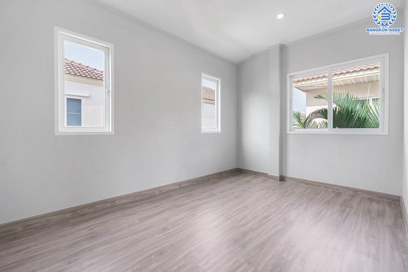 บ้านมือสองตกแต่งใหม่ หลังมุม คุณภาพแบรนด์ศุภาลัย* โครงการ ศุภาลัยการ์เด้นวิลล์ ปิ่นเกล้า-พระราม5 เนื้อที่ 58.5 ตร.ว. แต่งครบ พร้อมอยู่ ฟังก์ชั่นโดดเด่น 3 ห้องนอน 3 ห้องน้ำ บนทำเลสุดสะดวก เชื่อมต่อปิ่นเกล้า-ศาลายา ใกล้เซ็นทรัลเวสต์เกต และจุดขึ้นทางด่วน "ศรีรัช"