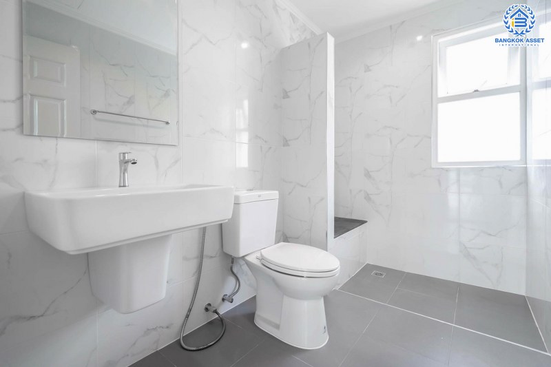 บ้านมือสองตกแต่งใหม่ หลังมุม คุณภาพแบรนด์ศุภาลัย* โครงการ ศุภาลัยการ์เด้นวิลล์ ปิ่นเกล้า-พระราม5 เนื้อที่ 58.5 ตร.ว. แต่งครบ พร้อมอยู่ ฟังก์ชั่นโดดเด่น 3 ห้องนอน 3 ห้องน้ำ บนทำเลสุดสะดวก เชื่อมต่อปิ่นเกล้า-ศาลายา ใกล้เซ็นทรัลเวสต์เกต และจุดขึ้นทางด่วน "ศรีรัช"