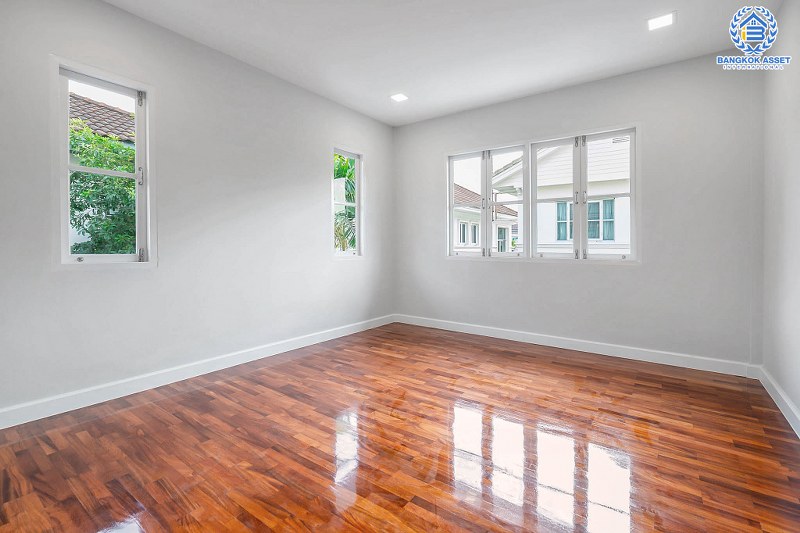 บ้านมือสองตกแต่งใหม่ หลังใหญ่สุดคุ้ม เนื้อที่ 87.1 ตร.ว. โครงการ มัณฑนา ปิ่นเกล้า-กาญจนาภิเษก (ซ.วัดพระเงิน) บ้านพร้อมอยู่ ตกแต่ง/ต่อเติมครบ มากฟังก์ชั่น 4 ห้องนอน 3 ห้องน้ำ เดินทางสะดวก บนทำเลติดถนนใหญ่ ใกล้เซ็นทรัลเวสต์เกต รถไฟฟ้าสายสีม่วง "สถานีตลาดบางใหญ่" และทางด่วนศรีรัช!...