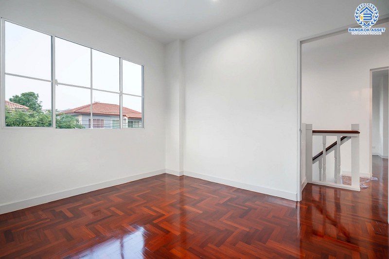 บ้านมือสองตกแต่งใหม่ คุณภาพแบรนด์ LH โครงการ ชลลดา บางใหญ่-เซ็นทรัลเวสต์เกต พร้อมทุกการเข้าอยู่ เนื้อที่ 55.8 ตร.ว. ฟังก์ชั่น 3 ห้องนอน 2 ห้องน้ำ พร้อม facilities ครบครัน บนทำเลศักยภาพ เดินทางสะดวก ใกล้ถ.กาญจนาภิเษก เพียง 10 นาทีถึงรถไฟฟ้า "สถานีคลองบางไผ่"...