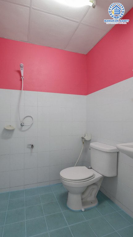 ทาวน์เฮ้าส์มือสองนนทบุรี ม.พระปิ่น3 กาญจนาภิเษก เนื้อที่ 21.3 ตร.ว. หน้ากว้าง 6 เมตร พร้อมอยู่ บนทำเลเดินทางสะดวก ใกล้เซ็นทรัลเวสต์เกต และรถไฟฟ้าสถานี "ตลาดบางใหญ่"...