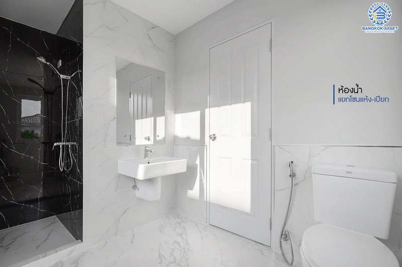 บ้านมือสองตกแต่งใหม่  สังคมคุณภาพแบรนด์ Q.House โครงการ คาซ่าวิลล์ ราชพฤกษ์-รัตนาธิเบศร์1 เนื้อที่ 60.8 ตร.ว. ฟังก์ชั่น 3 ห้องนอน 3 ห้องน้ำ บนทำเลศักยภาพ ติดถนนราชพฤกษ์ ใกล้รถไฟฟ้า สถานีบางรักน้อยท่าอิฐ...