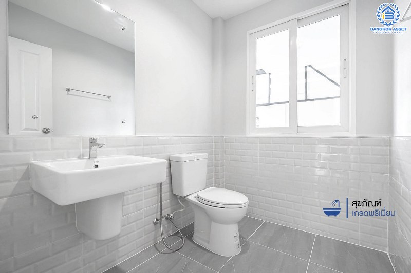 บ้านมือสองตกแต่งใหม่  สังคมคุณภาพแบรนด์ Q.House โครงการ คาซ่าวิลล์ ราชพฤกษ์-รัตนาธิเบศร์1 เนื้อที่ 60.8 ตร.ว. ฟังก์ชั่น 3 ห้องนอน 3 ห้องน้ำ บนทำเลศักยภาพ ติดถนนราชพฤกษ์ ใกล้รถไฟฟ้า สถานีบางรักน้อยท่าอิฐ...