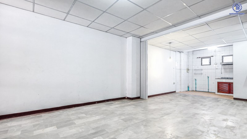 ทาวน์โฮมมือสองนนทบุรี ทำเลโซนเมือง ม.พิชยนันท์ ติวานนท์-แคราย เนื้อที่ 19.4 ตร.ว. หน้ากว้าง 5 เมตร บนสุดยอดทำเล! เข้า-ออก 3 เส้นทาง ใกล้เดอะมอลล์งามวงศ์วาน และรถไฟฟ้าสถานี "กระทรวงสาธารณะสุข"