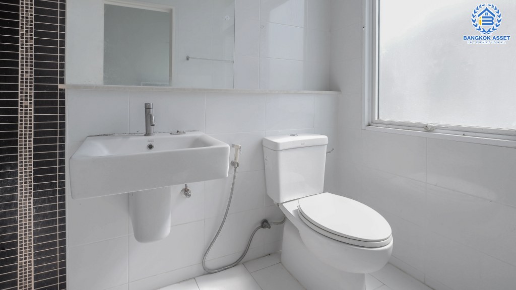 ทาวน์เฮ้าส์มือสองนนทบุรี ทำเลโซนเมือง ห้องมุม! ม.ซิตี้เซ้นส์ รัตนาธิเบศร์-เลี่ยงเมืองนนท์ เนื้อที่ 27.9 ตร.ว. ฟังก์ชั่น 3 ห้องนอน 2 ที่จอดรถ ทำเลใกล้เซ็นทรัลรัตนาธิเบศร์ และ MRTแยกนนทบุรี1...