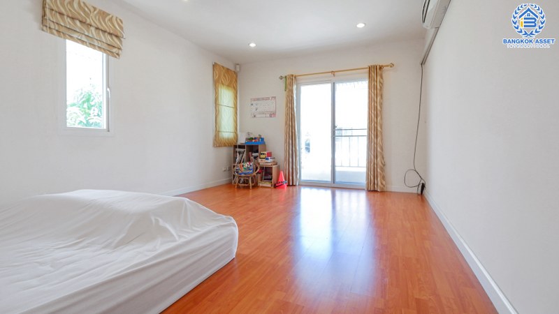 บ้านแฝดมือสองนนทบุรี ม.เพอร์เฟคพาร์ค พระราม5-บางใหญ่ พร้อมอยู่ เนื้อที่ 36 ตร.ว. ฟังก์ชั่น 3 ห้องนอน 2 ที่จอดรถ ส่วนกลางครบครัน บนทำเลสุดสะดวก ใกล้ทางด่วนกาญจนาฯ และ Central Westgate...