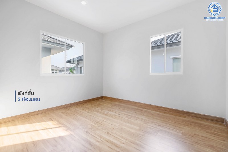 บ้านมือสองตกแต่งใหม่ แปลงมุม หลังใหญ่ ทำเลย่านปทุมธานี โครงการ พฤกษาวิลเลจ30 เดอะซีซั่น แจ้งวัฒนะ-ราชพฤกษ์ ตกแต่ง/ต่อเติมเต็ม เนื้อที่ 54.8 ตร.ว. ฟังก์ชั่น 3 ห้องนอน 2 ห้องน้ำ เดินทางสะดวกสบายเข้า-ออกได้หลายเส้นทาง ใกล้เมืองทองธานี และจุดขึ้นทางด่วน "แจ้งวัฒนะ"...