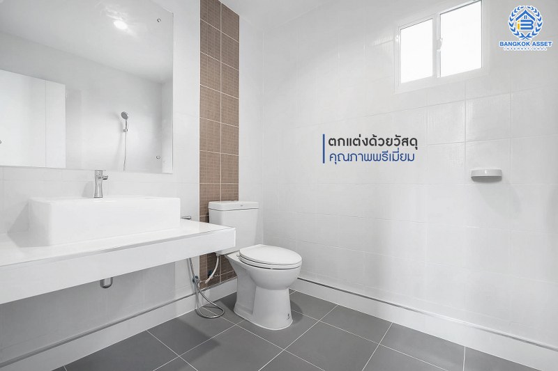 บ้านมือสองตกแต่งใหม่ แปลงมุม หลังใหญ่ ทำเลย่านปทุมธานี โครงการ พฤกษาวิลเลจ30 เดอะซีซั่น แจ้งวัฒนะ-ราชพฤกษ์ ตกแต่ง/ต่อเติมเต็ม เนื้อที่ 54.8 ตร.ว. ฟังก์ชั่น 3 ห้องนอน 2 ห้องน้ำ เดินทางสะดวกสบายเข้า-ออกได้หลายเส้นทาง ใกล้เมืองทองธานี และจุดขึ้นทางด่วน "แจ้งวัฒนะ"...