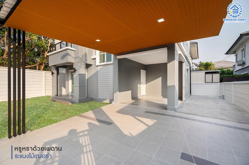 บ้านมือสองตกแต่งใหม่ แปลงมุม หลังใหญ่ ทำเลย่านปทุมธานี โครงการ พฤกษาวิลเลจ30 เดอะซีซั่น แจ้งวัฒนะ-ราชพฤกษ์ ตกแต่ง/ต่อเติมเต็ม เนื้อที่ 54.8 ตร.ว. ฟังก์ชั่น 3 ห้องนอน 2 ห้องน้ำ เดินทางสะดวกสบายเข้า-ออกได้หลายเส้นทาง ใกล้เมืองทองธานี และจุดขึ้นทางด่วน "แจ้งวัฒนะ"...