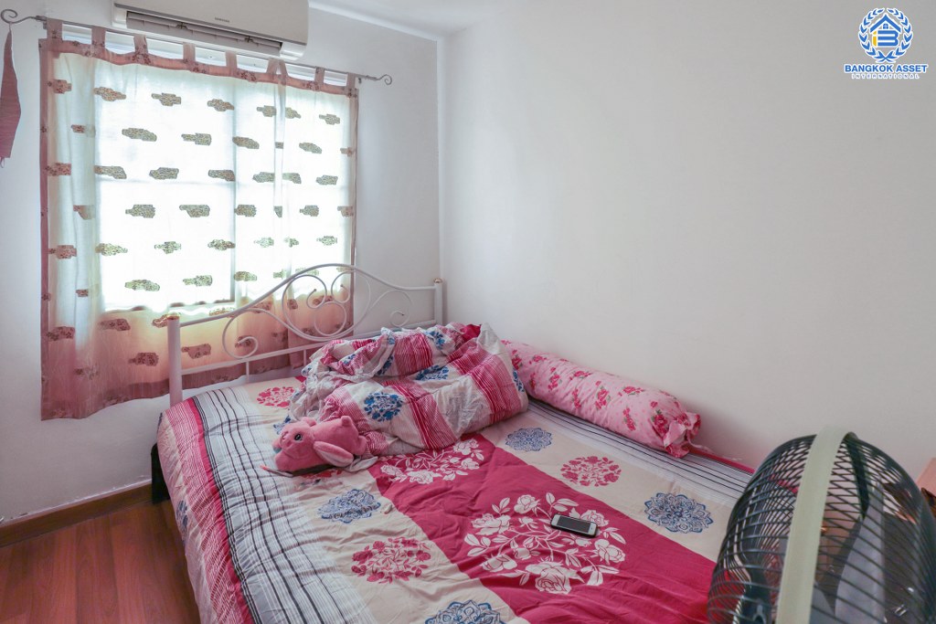 ทาวน์เฮ้าส์มือสองนนทบุรี ทำเลติดถนนราชพฤกษ์ ใกล้วงเวียนพระรามห้า ม.พฤกษาทาวน์ บ้านต่อเติมครบ เนื้อที่ 22.9 ตร.ว. หน้ากว้าง 6 เมตร ฟังก์ชั่น 3 ห้องนอน พร้อมห้องเก็บของชั้นล่าง ราคาสุดคุ้ม!...