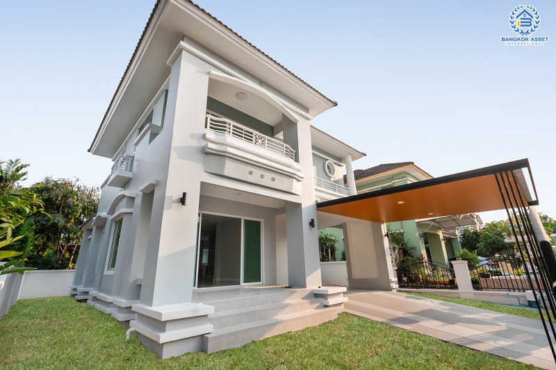 บ้านมือสองตกแต่งใหม่ หลังใหญ่ 70 ตร.ว. ทำเลติดถนนกาญจนาฯ คุณภาพแบรนด์ ม.ลัดดารมย์ ปิ่นเกล้า-กาญจนาฯ (Q.House) โซนต้นโครงการ ใกล้ส่วนกลาง ฟังก์ชั่นครบครัน พื้นที่ใช้สอยกว้างกว่า 200 ตร.ม. ใกล้ทางด่วนศรีรัช ราคาสุดคุ้ม!...