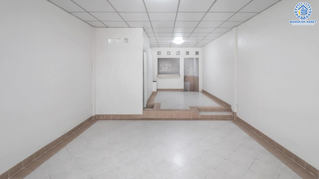 ทาวน์เฮ้าส์มือสองนนทบุรี ม.มนวดีบางใหญ่-กาญจนาภิเษก ตกแต่งให้ใหม่ พร้อมอยู่ มีครัวเคาน์เตอร์ โรงรถ คุ้มสุดๆ ทำเลเดินทางสะดวก เชื่อมต่อกาญจนาภิเษก ใกล้รถไฟฟ้าสายสีม่วง...