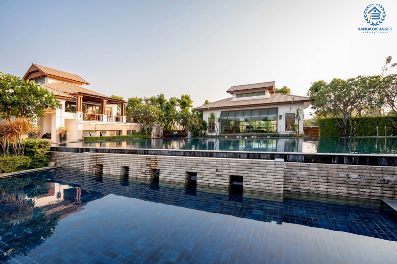 บ้านมือสองตกแต่งใหม่ คุณภาพLH โครงการ มัณฑนา ปิ่นเกล้า-พระราม5 บรรยากาศเงียบสงบ มีความเป็นส่วนตัว ด้วยหน้าบ้านไม่ติดใคร เนื้อที่ 58 ตร.ว. ฟังก์ชั่น 3 ห้องนอน 3 ห้องน้ำ 2 ที่จอดรถ facility ครบครัน! บนทำเลเดินทางสะดวก หน้าโครงการติดถนนนครอินทร์ ใกล้วงเวียนพระราม5 และจุดขึ้นทางด่วน "ศรีรัช"