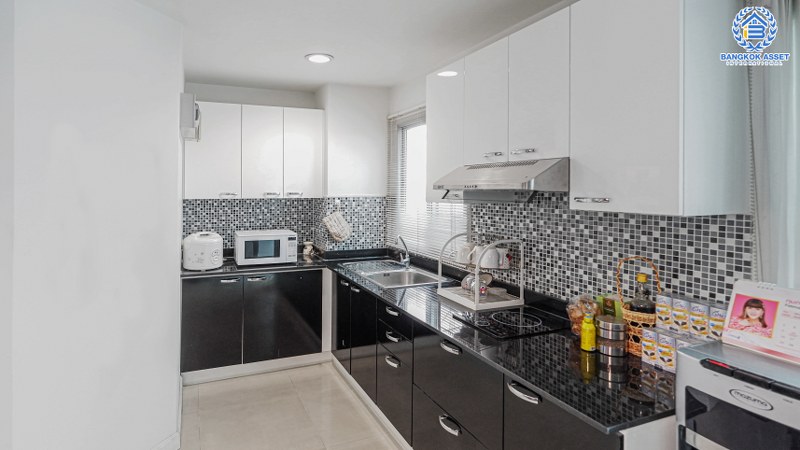 ทาวน์โฮมมือสองนนทบุรี 3 ชั้น ม.พลัสซิตี้พาร์ค สนามบินน้ำ ถนนเมน! เนื้อที่ 21.3 ตร.ว. ฟังก์ชั่นจัดเต็ม 3 ห้องนอน 3 ห้องน้ำ 2 ที่จอดรถ แถมแอร์ 4 เครื่อง, เครื่องทำน้ำอุ่น 2 เครื่อง + เครื่องดูดควัน 1 เครื่อง พร้อมบิ้วท์อินครัวเคาน์เตอร์ พร้อมอยู่ บนทำเลโซนเมือง ใกล้สถานที่ราชการหลายแห่ง และรถไฟฟ้าสถานี "แยกนนทบุรี1"...