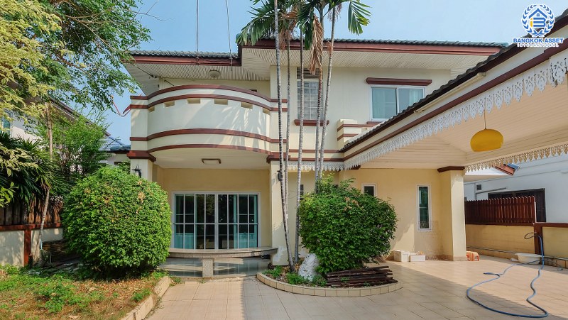 บ้านเดี่ยวมือสองนนทบุรี ใกล้รถไฟฟ้าบางรักน้อยท่าอิฐ ม.มณีรินทร์ รัตนาธิเบศร์ หลังใหญ่ เนื้อที่ 63 ตร.ว. ฟังก์ชั่น 5 ห้องนอน พร้อมเฟอร์ฯบิ้วท์อิน บนทำเลดีที่สุด! ใกล้ทางด่วนงามวงศ์วาน ราคาพิเศษสุด!...