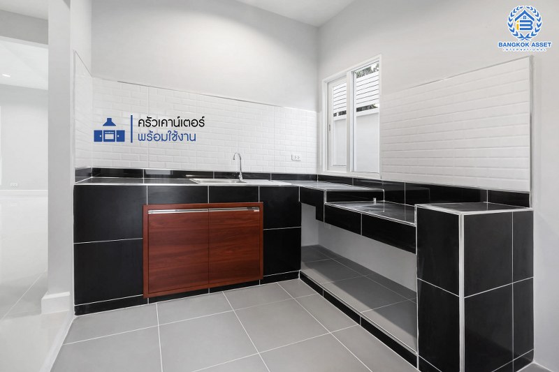 บ้านมือสองตกแต่งใหม่ ม.เพอร์เฟคเพลส3 ราชพฤกษ์ คุณภาพแบรนด์ Property Perfect เนื้อที่ 50.7 ตร.ว.  บ้านพร้อมอยู่  ฟังก์ชั่น 3 ห้องนอน 3 ห้องน้ำ 2 ที่จอดรถ บนทำเลติดถนนราชพฤกษ์ ใกล้วงเวียนพระราม5 และรถไฟฟ้า "สถานีบางรักน้อยท่าอิฐ"...