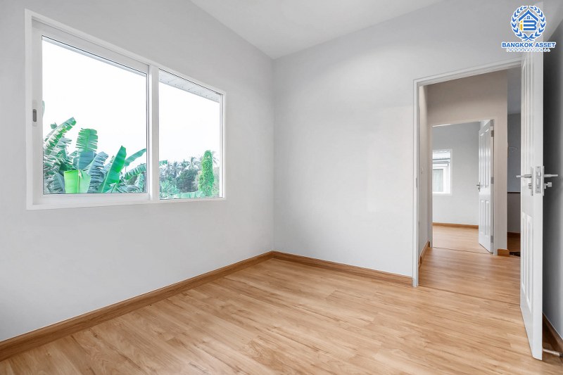 บ้านมือสองตกแต่งใหม่ ม.เพอร์เฟคเพลส3 ราชพฤกษ์ คุณภาพแบรนด์ Property Perfect เนื้อที่ 50.7 ตร.ว.  บ้านพร้อมอยู่  ฟังก์ชั่น 3 ห้องนอน 3 ห้องน้ำ 2 ที่จอดรถ บนทำเลติดถนนราชพฤกษ์ ใกล้วงเวียนพระราม5 และรถไฟฟ้า "สถานีบางรักน้อยท่าอิฐ"...