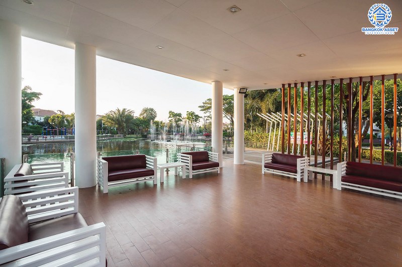 บ้านมือสองตกแต่งใหม่ ดีไซน์ทันสมัย หลังใหญ่พร้อมอยู่ เนื้อที่ 68.5 ตร.ว. ม.เพอร์เฟคเพลส ราชพฤกษ์-พระราม5 ฟังก์ชั่น 3 ห้องนอน 3 ห้องน้ำ 2 ที่จอดรถ กว้างขวางด้วยพื้นที่ใช้สอยกว่า 202 ตร.ม. บนทำเลโซนเมือง ติดถ.ราชพฤกษ์ ใกล้วงเวียนพระรามห้า และรถไฟฟ้า 2 สถานี "บางรักใหญ่" และ "บางรักน้อยท่าอิฐ...