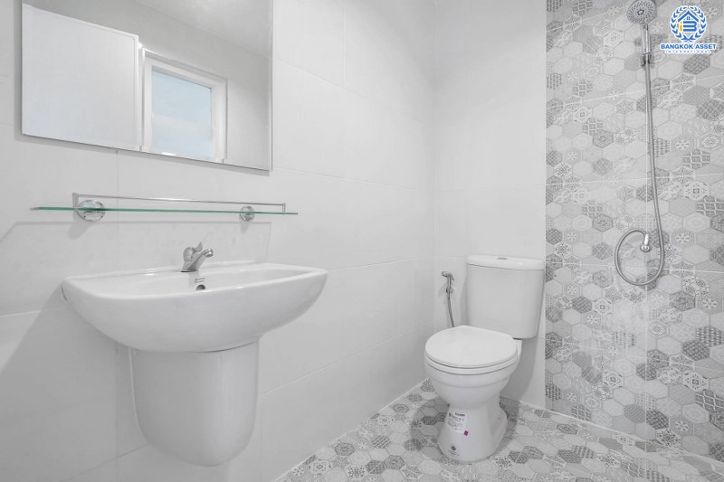 บ้านมือสองตกแต่งใหม่ หลังมุม ม.พฤกษา19 บางใหญ่-เซ็นทรัลเวสต์เกต เนื้อที่ 47 ตร.ว. ต่อเติมเต็ม ฟังก์ชั่น 3 ห้องนอน 2 ห้องน้ำ 1 Private Room  มีพื้นที่ด้านข้างกว้างรองรับทุกกิจกรรมความสุข บนทำเลดีที่สุด! หน้าโครงการติดถนนใหญ่ เข้า-ออกได้หลายเส้นทาง ใกล้รถไฟฟ้าสถานี "คลองบางไผ่"...