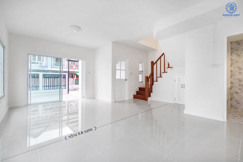 บ้านมือสองตกแต่งใหม่ หลังมุม ม.พฤกษา19 บางใหญ่-เซ็นทรัลเวสต์เกต เนื้อที่ 47 ตร.ว. ต่อเติมเต็ม ฟังก์ชั่น 3 ห้องนอน 2 ห้องน้ำ 1 Private Room  มีพื้นที่ด้านข้างกว้างรองรับทุกกิจกรรมความสุข บนทำเลดีที่สุด! หน้าโครงการติดถนนใหญ่ เข้า-ออกได้หลายเส้นทาง ใกล้รถไฟฟ้าสถานี "คลองบางไผ่"...