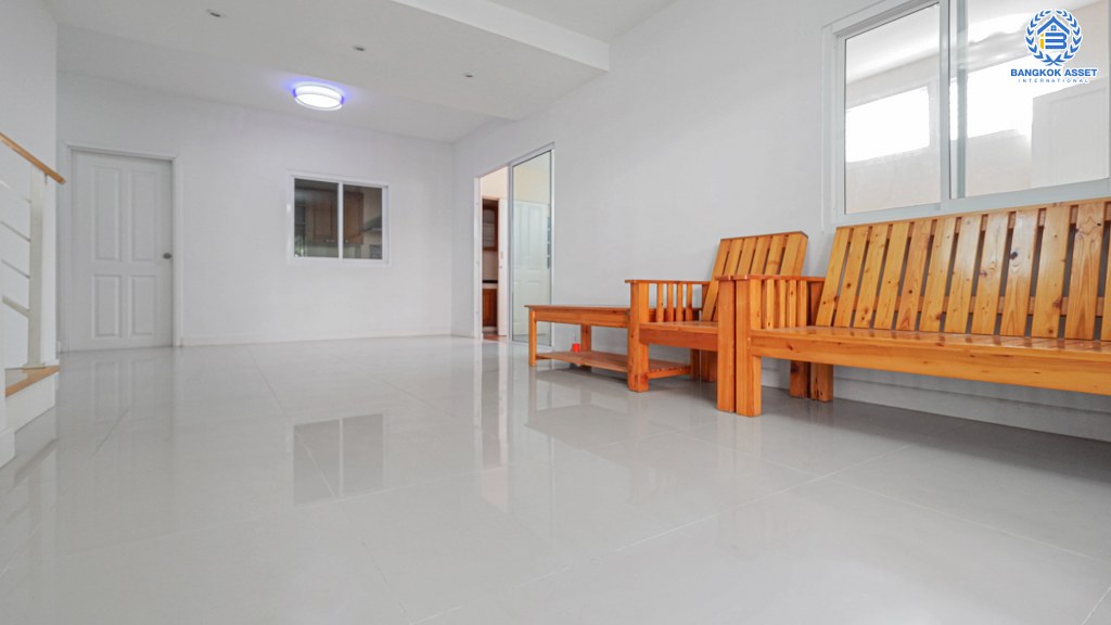 ทาวน์เฮ้าส์มือสองนนทบุรี ห้องมุม! ม.พฤกษาวิลล์28 บางใหญ่-เซ็นทรัลเวสต์เกต ต่อเติมเต็ม เนื้อที่ 25.7 ตร.ว. ฟังก์ชั่น 4 ห้องนอน บนทำเลสุดสะดวก ใกล้ถนนกาญจนาภิเษก เพียง 8 นาทีจาก MRT สถานี ตลาดบางใหญ่...