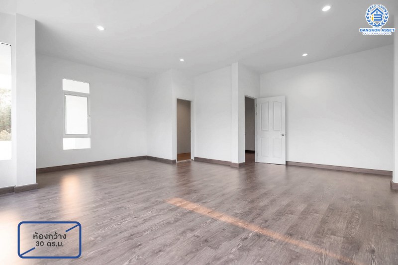 บ้านมือสองตกแต่งใหม่ ดีไซน์ Modern ท่ามกลางบรรยากาศความเป็นส่วนตัว ม.กฤษดานคร20 ปิ่นเกล้า ติดถนนบรมราชชนนี เนื้อที่ 41 ตร.ว. ฟังก์ชั่น 3 ห้องนอน 3 ห้องน้ำ 2 ที่จอดรถ พร้อม Living Room ชั้น 2 กว้างขวางบนพื้นที่ใช้สอยกว่า 200 ตร.ม. บนทำเลเดินทางสะดวก เพียง 10 นาทีถึงเซ็นทรัลปิ่นเกล้า...