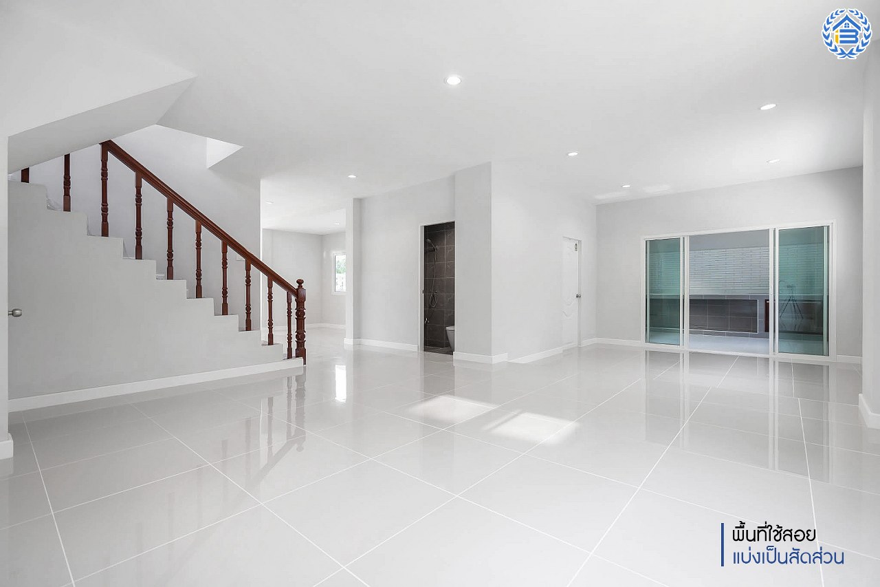 บ้านมือสองตกแต่งใหม่ โครงการ โชคชัยปัญจทรัพย์44 ปิ่นเกล้า-บรมราชชนนี เนื้อที่ 86 ตร.ว. พื้นที่ใช้สอยกว่า 311 ตร.ม. ฟังชั่น 3 ห้องนอน 3 ห้องน้ำ ตอบโจทย์ทุกการเดินทาง บนทำเลศักยภาพ ติดถนนบรมราชชนนี ใกล้ทางคู่ขนานลอยฟ้า และ ม.มหิดล