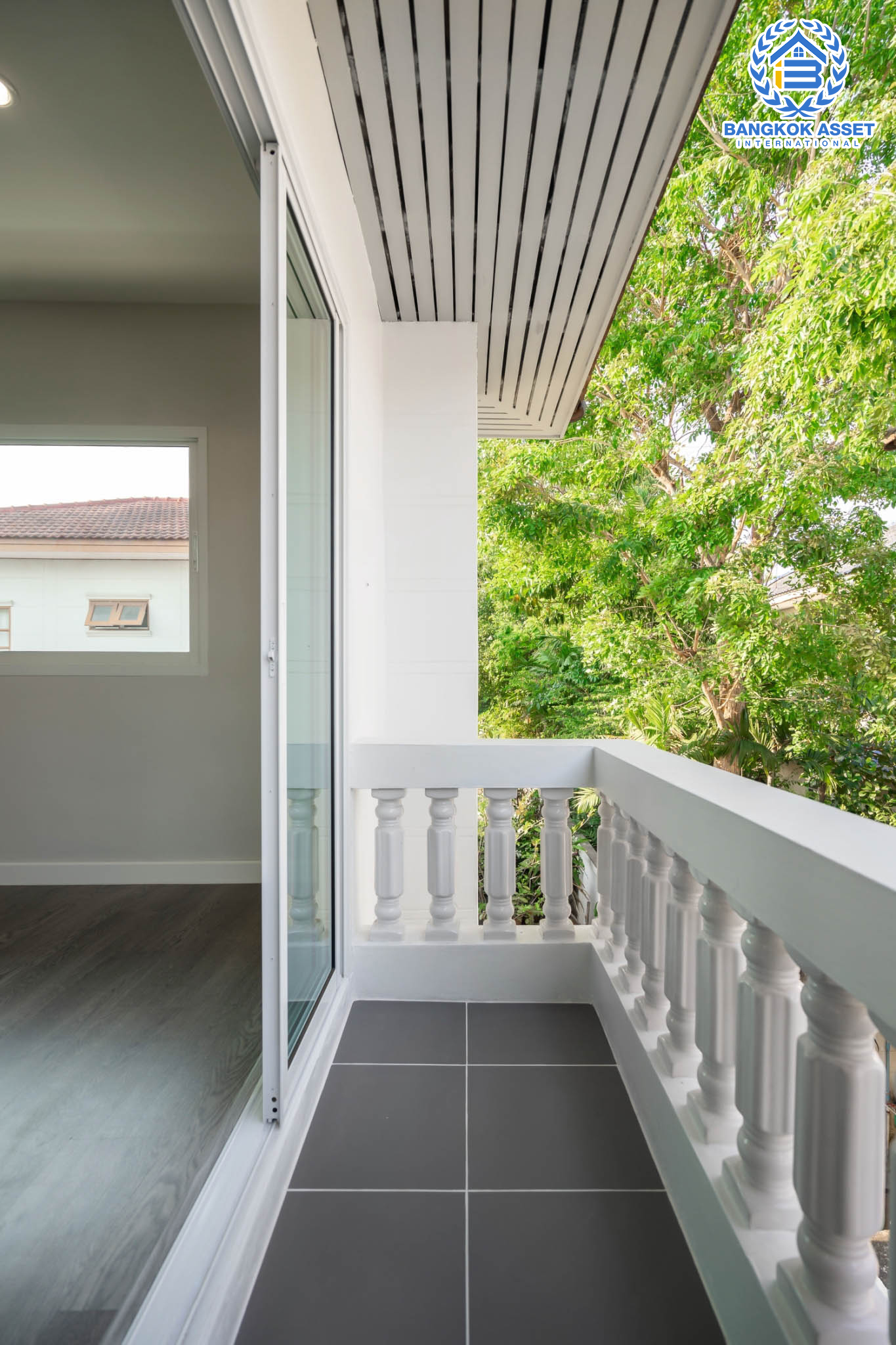 บ้านมือสองตกแต่งใหม่ โครงการ โชคชัยปัญจทรัพย์44 ปิ่นเกล้า-บรมราชชนนี เนื้อที่ 86 ตร.ว. พื้นที่ใช้สอยกว่า 311 ตร.ม. ฟังชั่น 3 ห้องนอน 3 ห้องน้ำ ตอบโจทย์ทุกการเดินทาง บนทำเลศักยภาพ ติดถนนบรมราชชนนี ใกล้ทางคู่ขนานลอยฟ้า และ ม.มหิดล