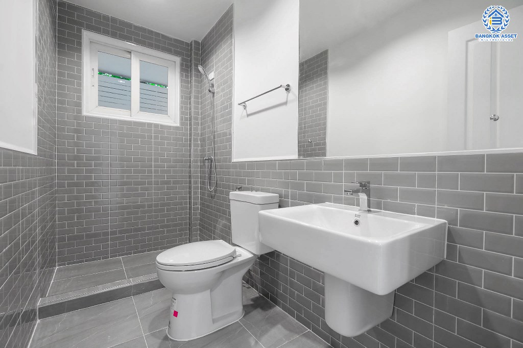 บ้านมือสองตกแต่งใหม่ คุณภาพแบรนด์ Q.House ม.คาซ่าวิลล์ ราชพฤกษ์-ชัยพฤกษ์ หลังใหญ่ กว้างขวาง เนื้อที่ 54.5 ตร.ว. ฟังก์ชั่น 3 ห้องนอน 2 ห้องน้ำ คัดสรรวัสดุสเปกพรีเมี่ยม ทำเลศักยภาพ ติดถนนราชพฤกษ์ เชื่อมต่อทุกการเดินทาง...