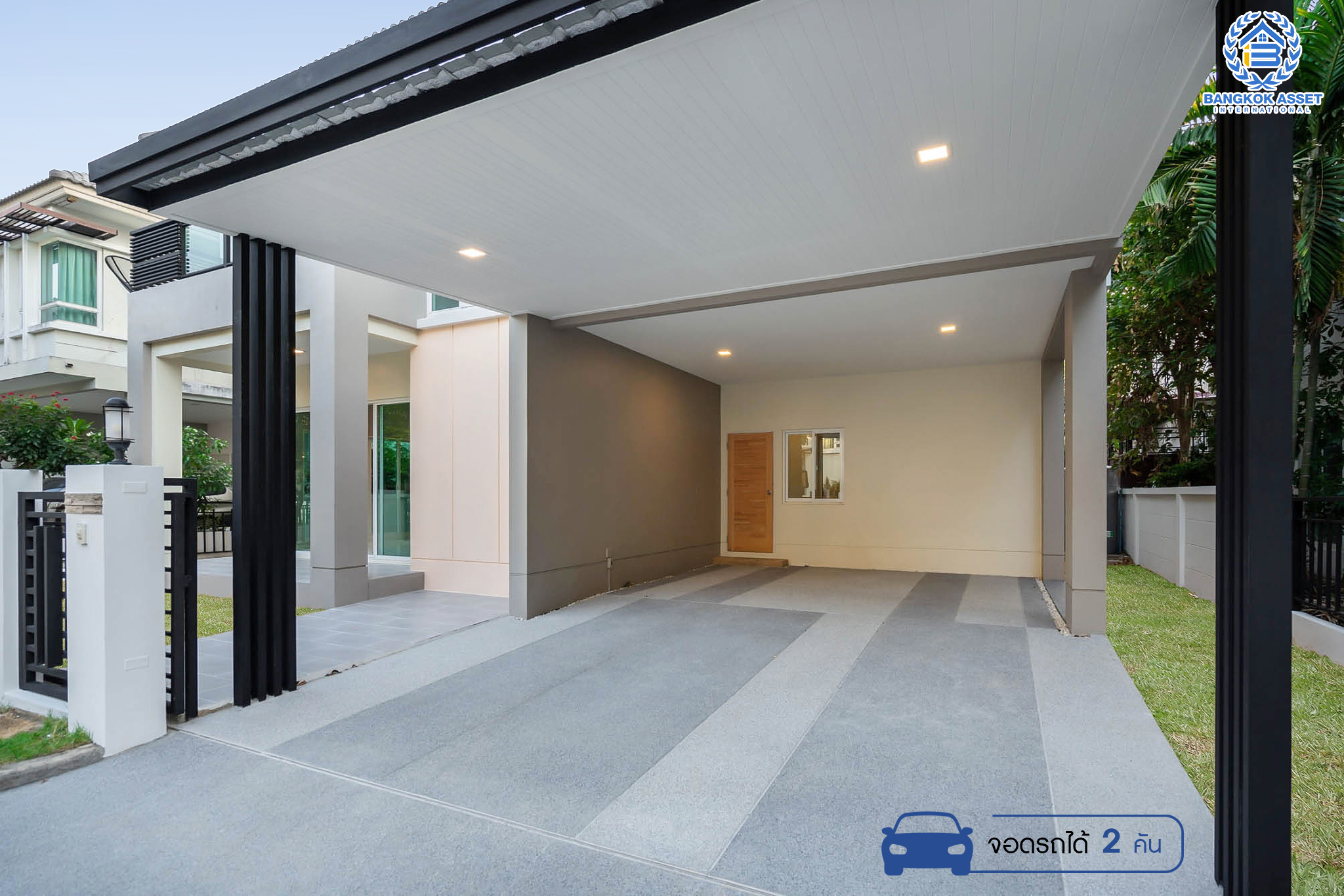 บ้านมือสองตกแต่งใหม่ แบรนด์สุดหรูจาก SC ASSET ม.บางกอกบูเลอวาร์ด ปิ่นเกล้า-สาทร ถนนเมน เนื้อที่ 52.5 ตร.ว. ฟังก์ชั่นครบครัน 3 ห้องนอน 4 ห้องน้ำ ห้องนอนทุกห้องมีห้องน้ำในตัว พร้อม Walk-in Closet บนทำเลใจกลางราชพฤกษ์ ใกล้ทางด่วน พร้อมเชื่อมสู่สาทร-ปิ่นเกล้า ได้อย่างรวดเร็ว...