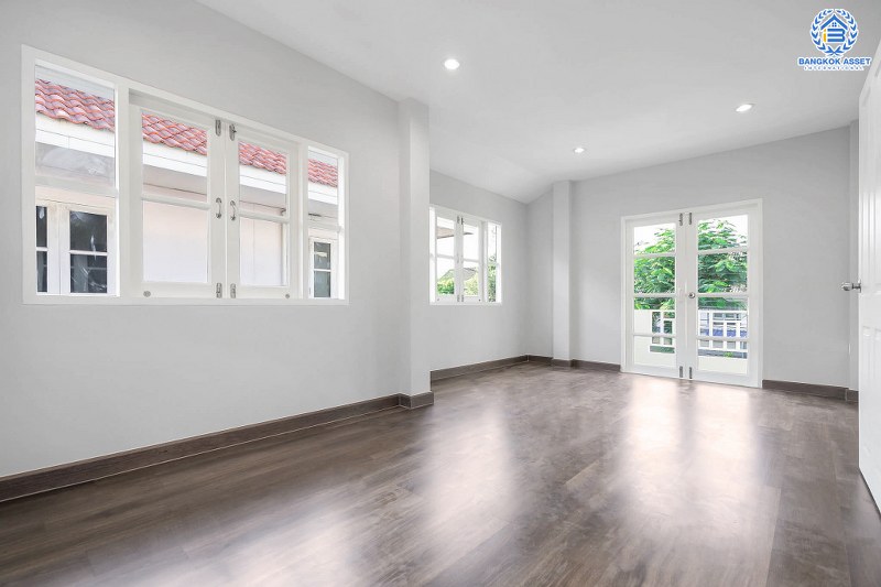 บ้านมือสองตกแต่งใหม่ โครงการ ณัฐชากรีนวิลล์ บางใหญ่-กาญจนาภิเษก (ซ.กันตนา) สุขขั้นสุดไปกับบ้านหลังใหญ่ บนเนื้อที่ 53 ตร.ว. ฟังก์ชั่น 3 ห้องนอน 2 ห้องน้ำ พื้นที่ใช้สอยกว้างขวาง รองรับกับทุกครอบครัว บนทำเลศักยภาพ เข้า-ออกสะดวก ใกล้เซ็นทรัลเวสต์เกต และทางด่วน "ศรีรัช"...