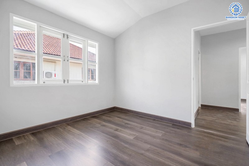 บ้านมือสองตกแต่งใหม่ โครงการ ณัฐชากรีนวิลล์ บางใหญ่-กาญจนาภิเษก (ซ.กันตนา) สุขขั้นสุดไปกับบ้านหลังใหญ่ บนเนื้อที่ 53 ตร.ว. ฟังก์ชั่น 3 ห้องนอน 2 ห้องน้ำ พื้นที่ใช้สอยกว้างขวาง รองรับกับทุกครอบครัว บนทำเลศักยภาพ เข้า-ออกสะดวก ใกล้เซ็นทรัลเวสต์เกต และทางด่วน "ศรีรัช"...