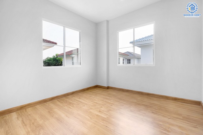 บ้านมือสองตกแต่งใหม่ คุณภาพแบรนด์ LH ม.ชลลดา บางใหญ่-เซ็นทรัลเวสต์เกต ตอบโจทย์ทุกการอยู่อาศัย พร้อม Private Zone ด้วยพื้นที่หน้าบ้านไม่ติดใคร เนื้อที่ 51.2 ตร.ว. ฟังก์ชั่น 3 ห้องนอน 2 ห้องน้ำ พร้อม Facility ครบครัน บนทำเลเดินทางสะดวก ใกล้ถ.กาญจนาภิเษก เพียง 10 นาทีถึงรถไฟฟ้า "สถานีคลองบางไผ่"...