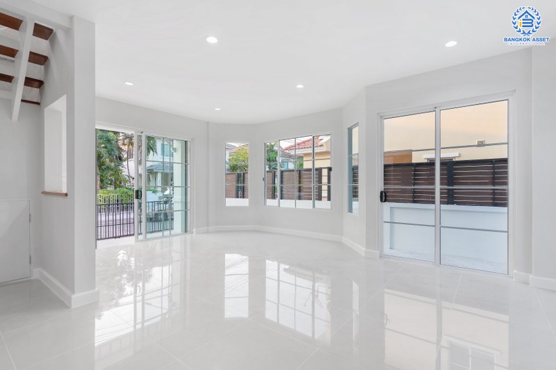 บ้านมือสองตกแต่งใหม่ คุณภาพแบรนด์ LH ม.ชัยพฤกษ์ ติวานนท์-ราชพฤกษ์ บ้านพร้อมอยู่ เนื้อที่ 50.6 ตร.ว. ฟังก์ชั่น 3 ห้องนอน 2 ห้องน้ำ รองรับทุกการอยู่อาศัย บนทำเลติดถนน 345 เชื่อมต่อทั้งถ.ราชพฤกษ์ ,ติวานนท์ ใกล้โรบินสัน และทางด่วนศรีสมาน....