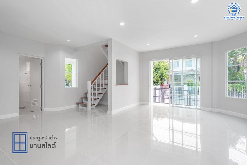 บ้านมือสองตกแต่งใหม่ คุณภาพแบรนด์ LH ม.ชัยพฤกษ์ ติวานนท์-ราชพฤกษ์ บ้านพร้อมอยู่ เนื้อที่ 50.6 ตร.ว. ฟังก์ชั่น 3 ห้องนอน 2 ห้องน้ำ รองรับทุกการอยู่อาศัย บนทำเลติดถนน 345 เชื่อมต่อทั้งถ.ราชพฤกษ์ ,ติวานนท์ ใกล้โรบินสัน และทางด่วนศรีสมาน....