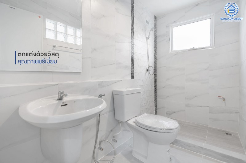 บ้านมือสองตกแต่งใหม่ คุณภาพแบรนด์ LH ม.ชัยพฤกษ์ ติวานนท์-ราชพฤกษ์ บ้านพร้อมอยู่ เนื้อที่ 50.6 ตร.ว. ฟังก์ชั่น 3 ห้องนอน 2 ห้องน้ำ รองรับทุกการอยู่อาศัย บนทำเลติดถนน 345 เชื่อมต่อทั้งถ.ราชพฤกษ์ ,ติวานนท์ ใกล้โรบินสัน และทางด่วนศรีสมาน....