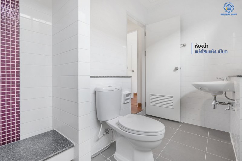 บ้านมือสองตกแต่งใหม่ ม.เดอะวิลล่า ราชพฤกษ์-ท่าอิฐ โซนต้นโครงการ  คุณภาพแบรนด์ Property Perfect  เนื้อที่ 18 ตร.ว. ฟังก์ชั่นครบ! 3 ห้องนอน 2 ห้องน้ำ บนทำเลเยี่ยมเชื่อมต่อทั้งถ.รัตนาธิเบศร์ และถ.ราชพฤกษ์ และเพียง 10 นาที ถึงรถไฟฟ้า สถานีบางรักน้อยท่าอิฐ...